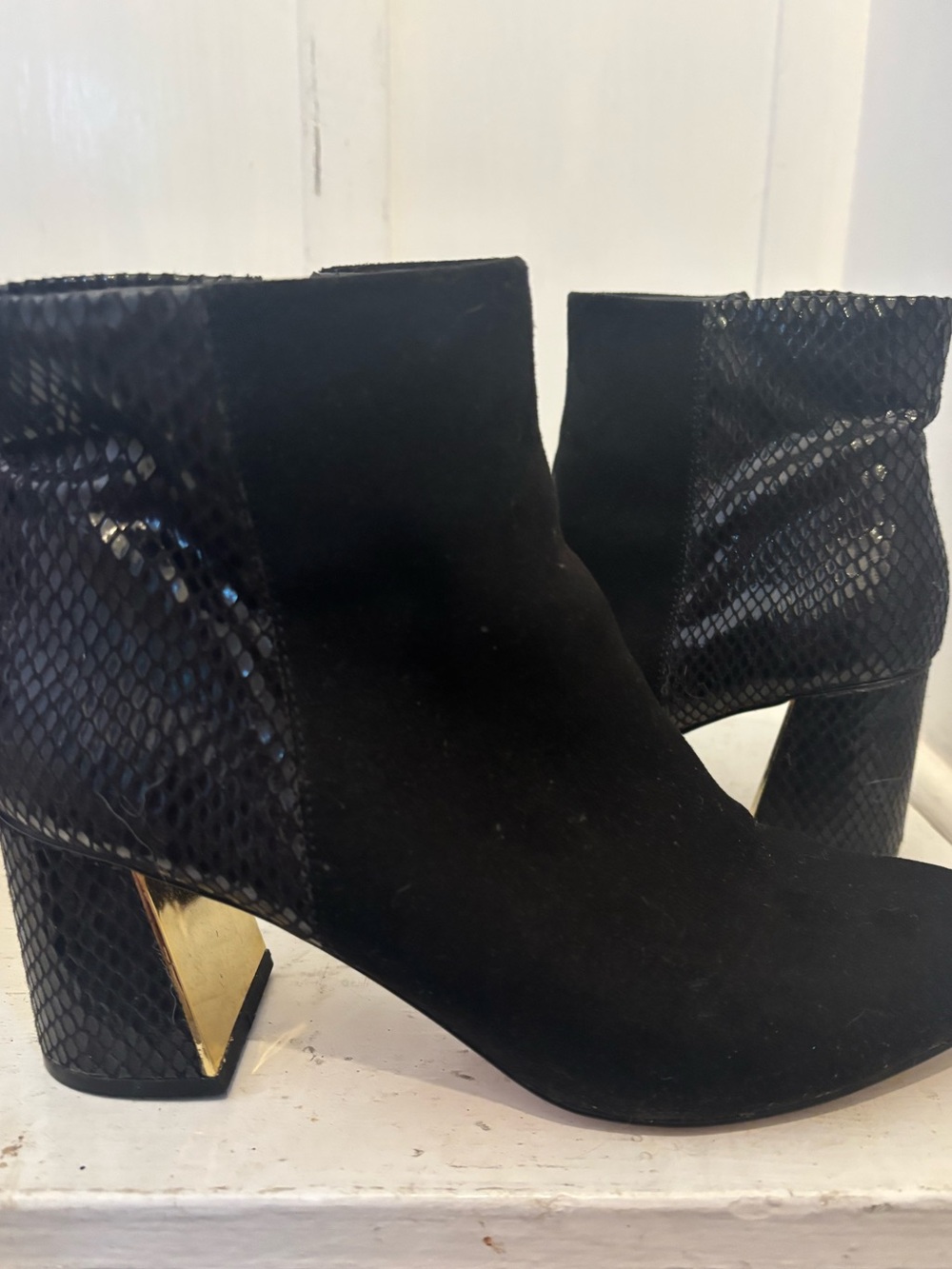 XOXO Women’s Black Suede & Snake-Texture Block Heel Ankle Boots